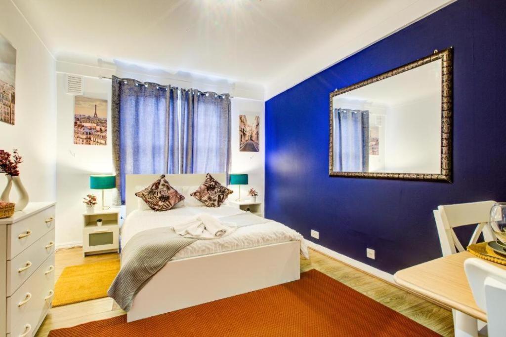 Apartment Park Lane Beautiful Family